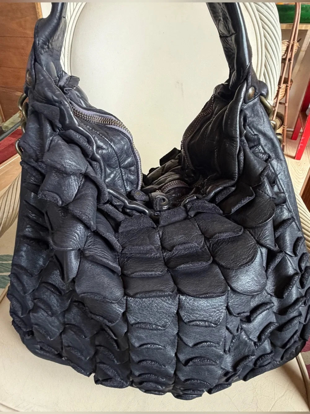 ERRELLEVENTIDUE Gorgeous Scalloped Large Navy Washed Calfskin Hobo. New!